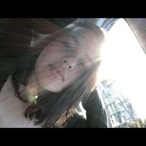 Meet your Posher, Adriana